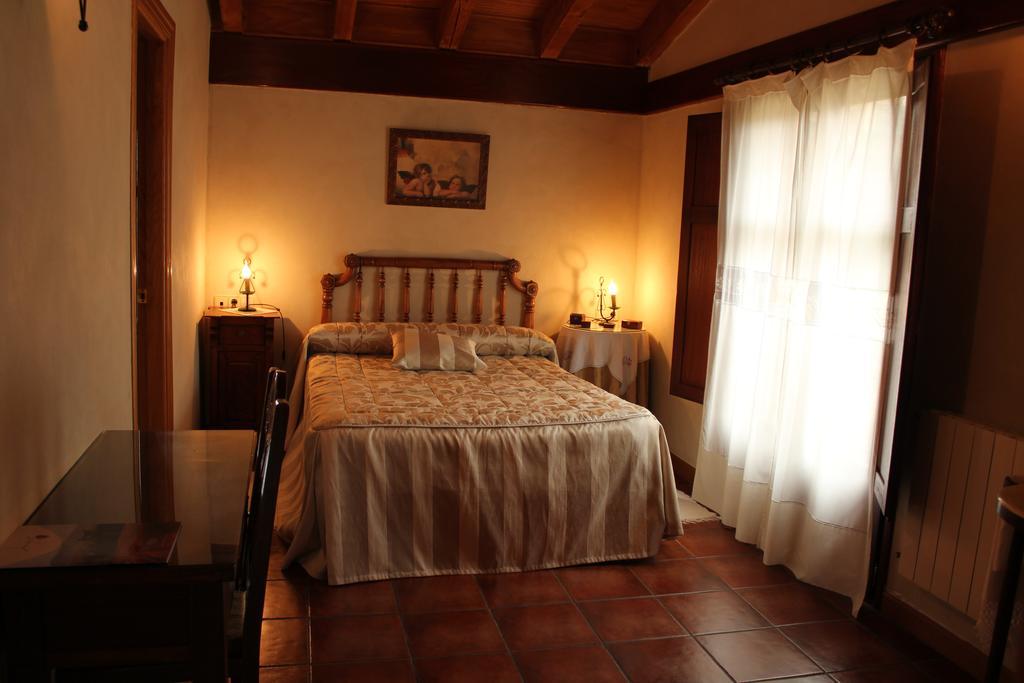 Casa Rural El Meson บริออเนส ห้อง รูปภาพ