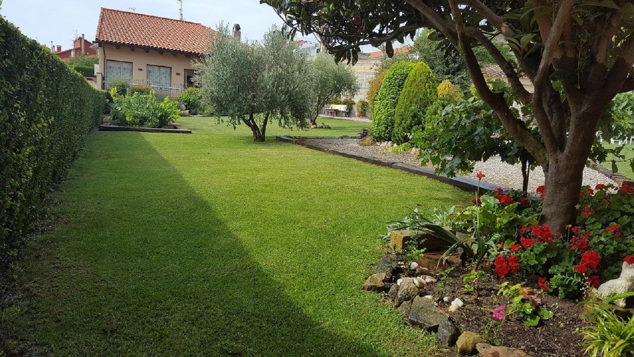 Casa Rural El Meson บริออเนส ภายนอก รูปภาพ